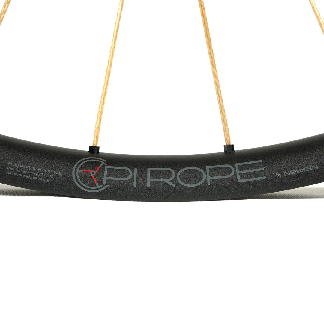 Pi Rope x Newmen Evolution SL A.30 | Superleichter und robuster MTB Laufradsatz