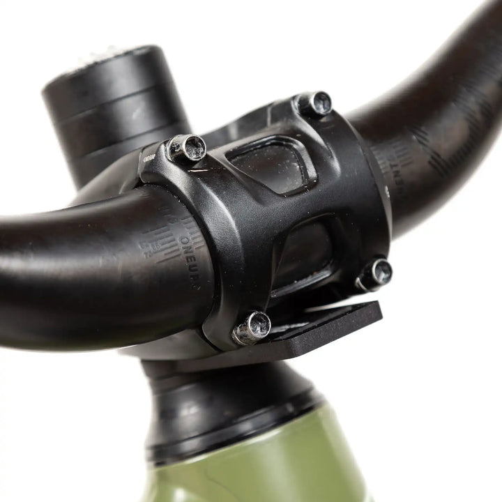 The Hafclip including two straps